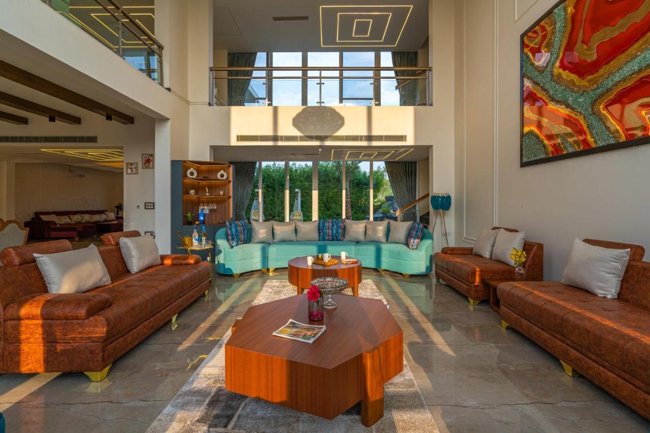 Stayvista At Serenity Farms With Pool, Lawn, Bonfire & Bbq Sohna Экстерьер фото